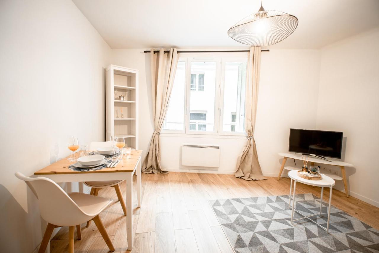 Charmant F2 Hyper Centre De Melun Apartment Ngoại thất bức ảnh